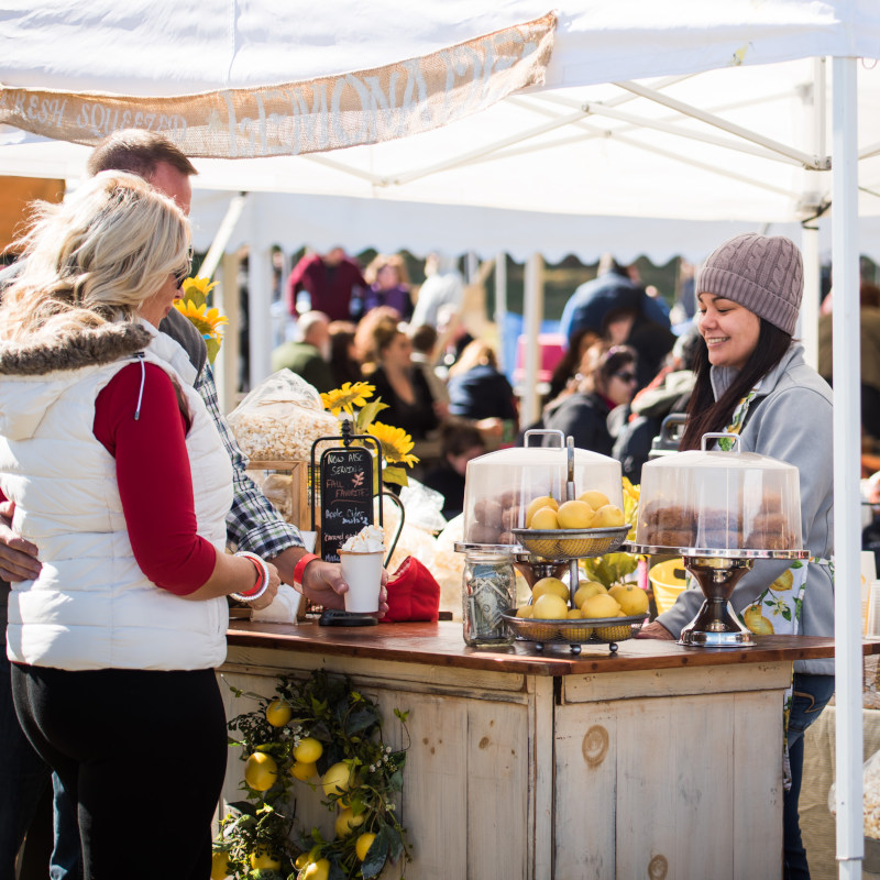 Beverage vendor with customers